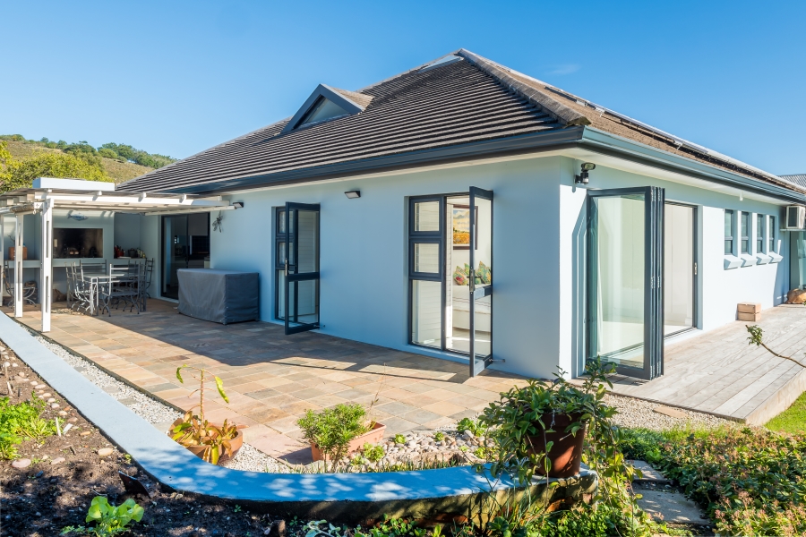 4 Bedroom Property for Sale in Rexford Western Cape